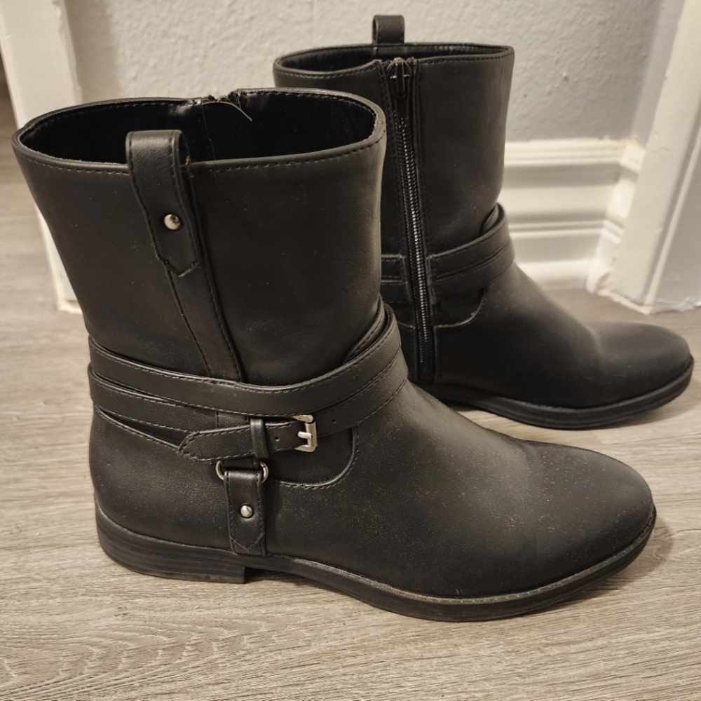 STYLE & COMPANY Womens Black Buckle Accent Padded State Round Toe Block Boots